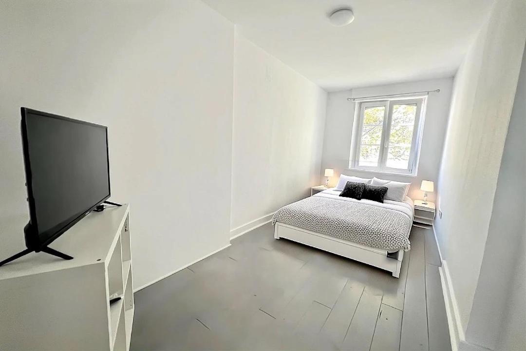 Rive Gauche F Centre - Gare - Aeroport Appartement *